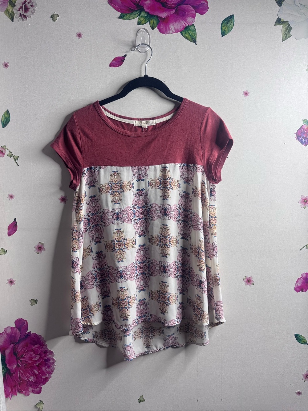 Women’s Two-Tone Floral Print Short Sleeve Top - Dusty Rose